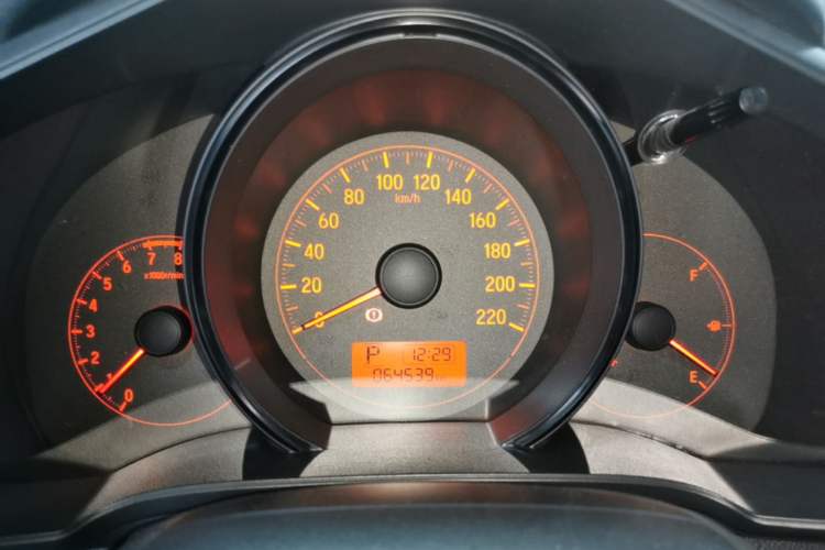 Used Honda Fit 2016 1.5L LX CVT Comfort Model Instrument Cluster