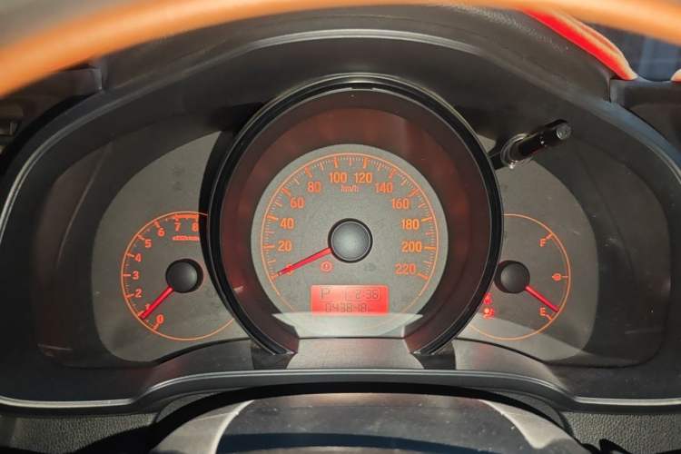 Used Honda Fit 2016 1.5L LX CVT Comfort Model Instrument Cluster