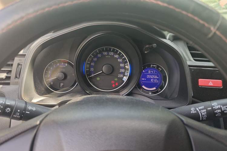 Used Honda Fit 2016 1.5L LXS CVT Comfort Sunroof Version Instrument Cluster