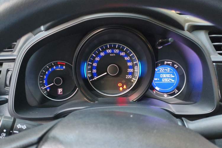 Used Honda Fit 2016 1.5L LXS CVT Comfort Sunroof Version Instrument Cluster