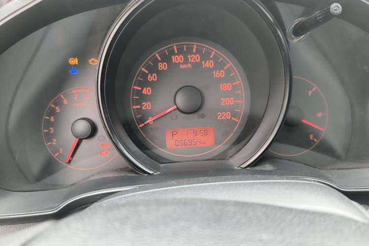 Used Honda Fit 2016 1.5L LX CVT Comfort Model Instrument Cluster