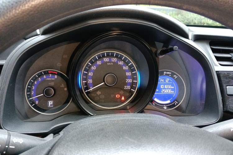 Used Honda Fit 2016 1.5L LXS CVT Comfort Sunroof Version Instrument Cluster
