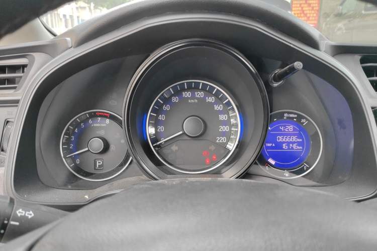 Used Honda Fit 2016 1.5L LXS CVT Comfort Sunroof Version Instrument Cluster