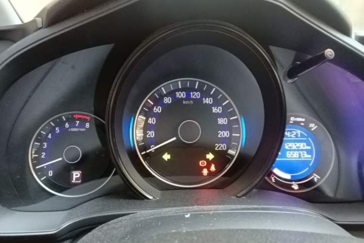 Used Honda Fit 2016 1.5L LXS CVT Comfort Sunroof Version Instrument Cluster