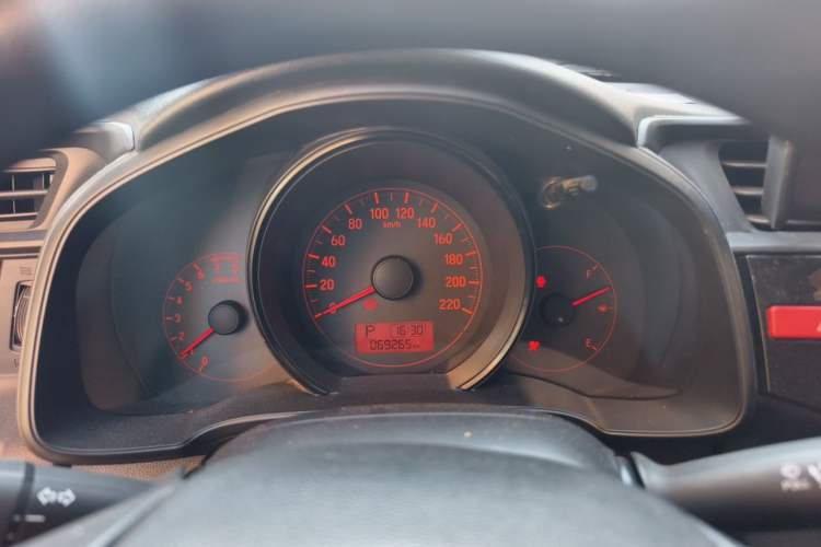 Used Honda Fit 2016 1.5L LX CVT Comfort Model Instrument Cluster