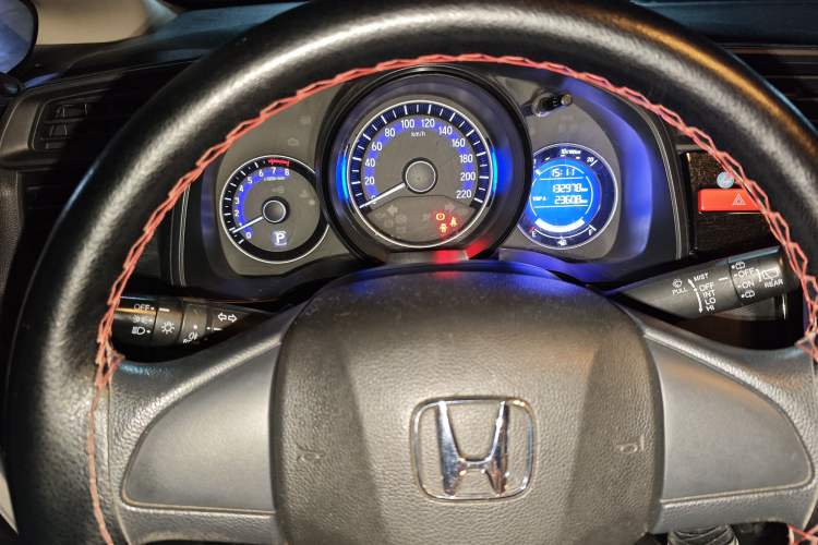 Used Honda Fit 2016 1.5L LXS CVT Comfort Sunroof Version Instrument Cluster