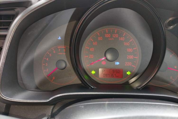 Used Honda Fit 2016 1.5L LX CVT Comfort Model Instrument Cluster