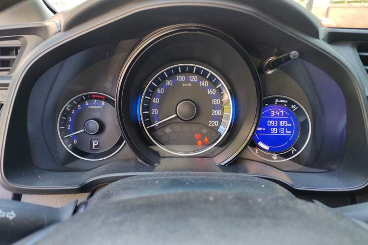 Used Honda Fit 2016 1.5L LXS CVT Comfort Sunroof Version Instrument Cluster