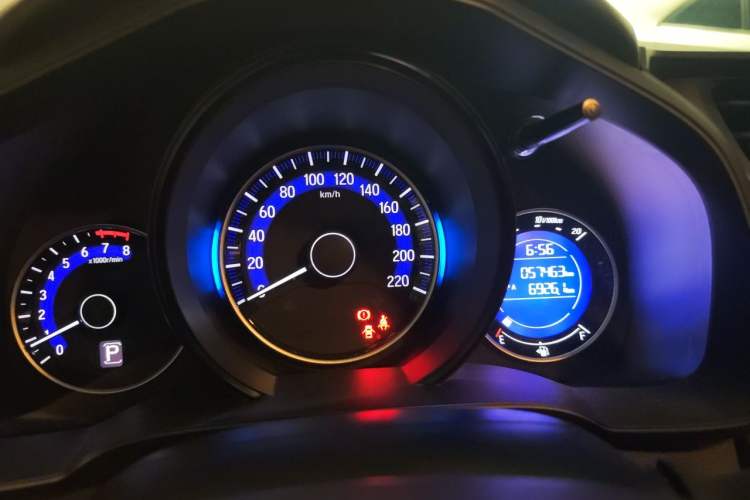 Used Honda Fit 2016 1.5L LXS CVT Comfort Sunroof Version Instrument Cluster