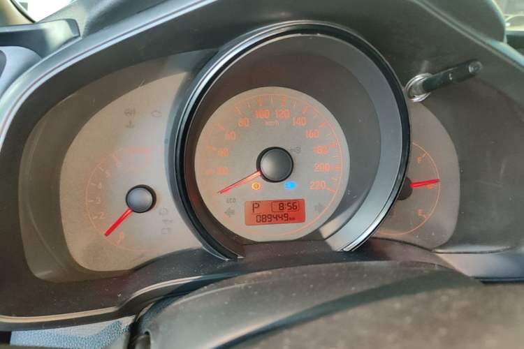 Used Honda Fit 2016 1.5L LX CVT Comfort Model Instrument Cluster