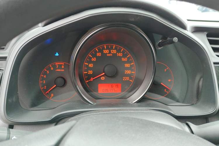 Used Honda Fit 2016 1.5L LX Manual Comfort Model Instrument Cluster