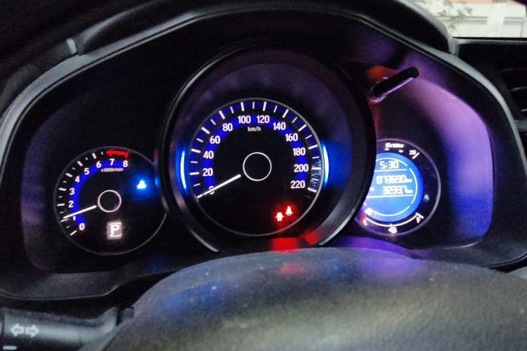 Used Honda Fit 2016 1.5L LXS CVT Comfort Sunroof Version Instrument Cluster
