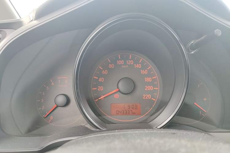 Used Honda Fit 2016 1.5L LX Manual Comfort Model Instrument Cluster