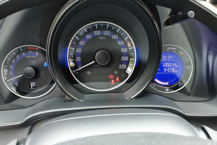 Used Honda Fit 2016 1.5L LXS CVT Comfort Sunroof Version Instrument Cluster
