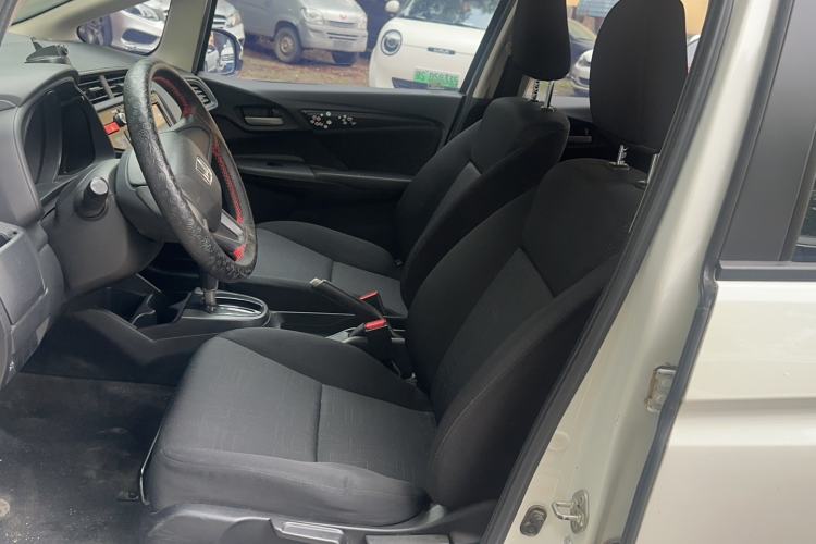 Used Honda Fit 2016 1.5L LX CVT Comfort Model Interior 1