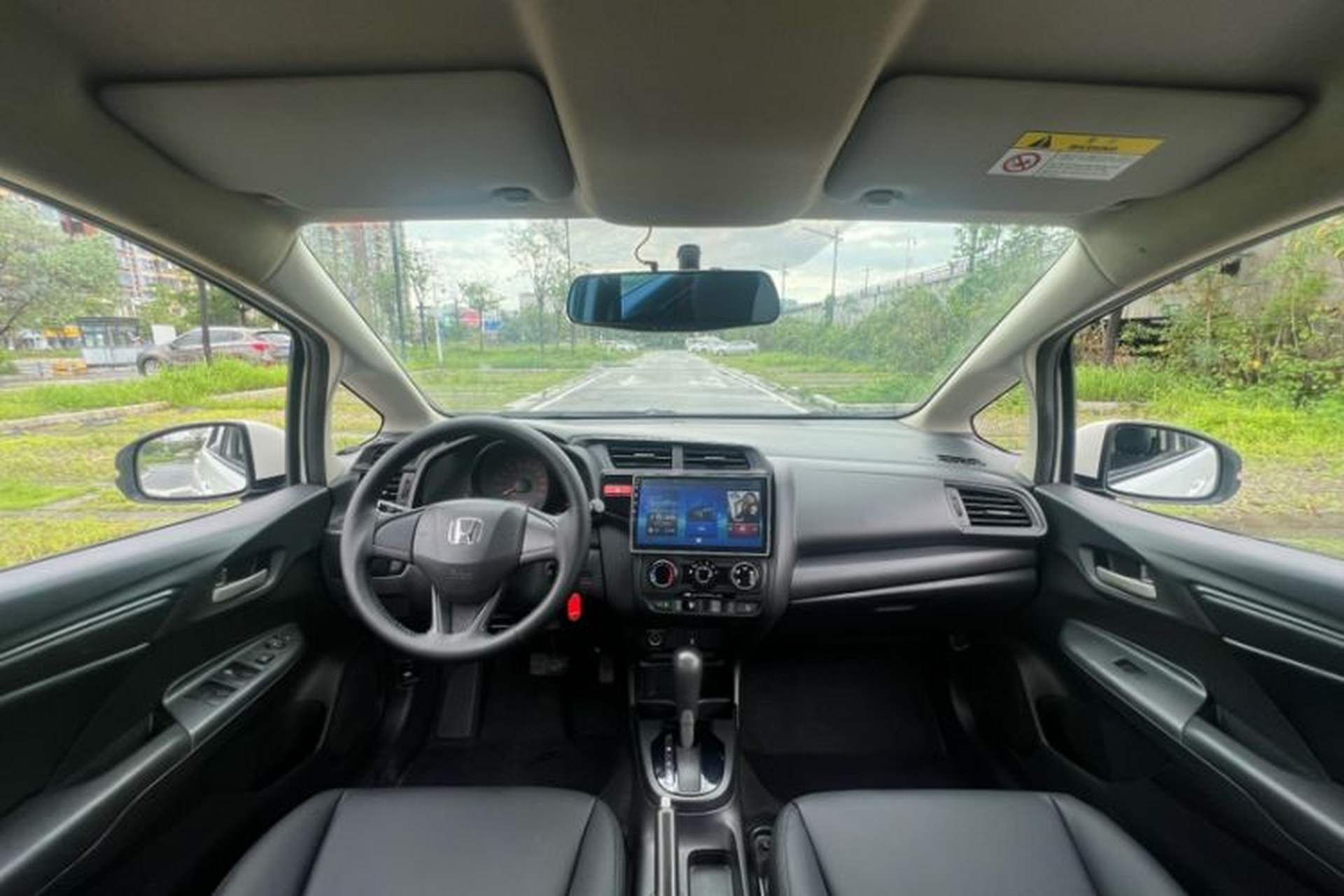 Used Honda Fit 2016 1.5L LX CVT Comfort Model Interior 1