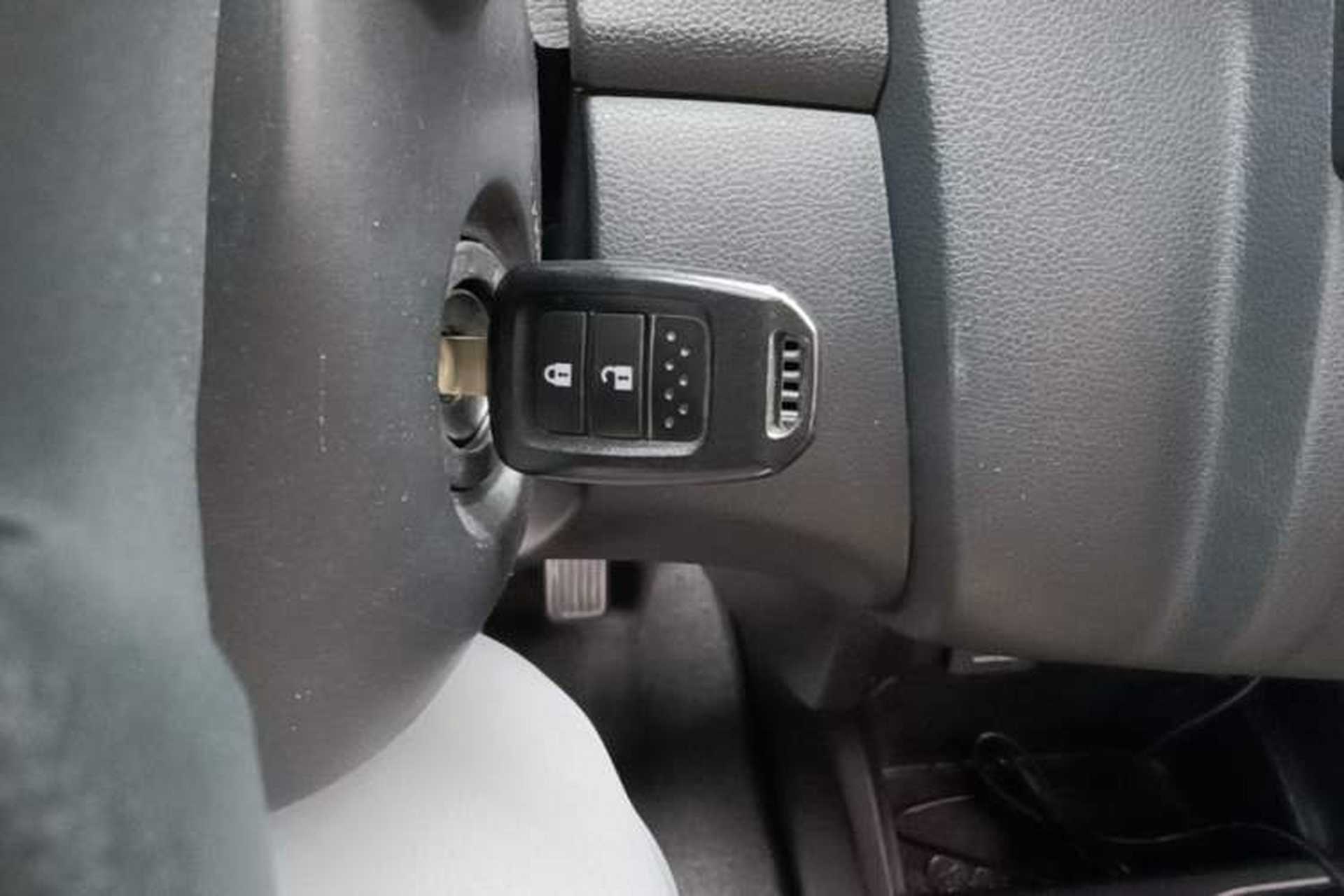 Used Honda Fit 2016 1.5L LX CVT Comfort Model Interior 1