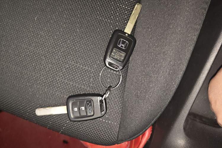 Used Honda Fit 2016 1.5L LX CVT Comfort Model Interior 1