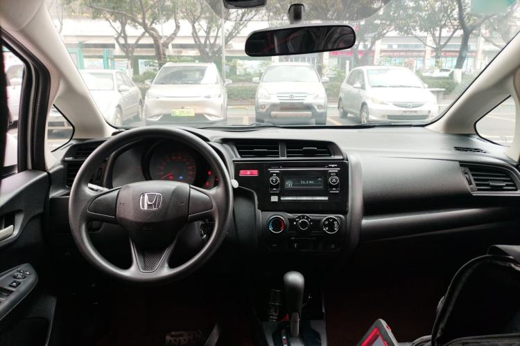 Used Honda Fit 2016 1.5L LX CVT Comfort Model Interior 2