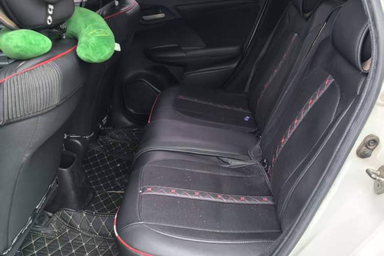 Used Honda Fit 2016 1.5L LXS CVT Comfort Sunroof Version Interior 2