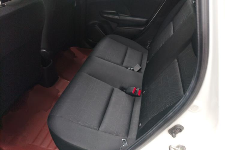 Used Honda Fit 2016 1.5L LX CVT Comfort Model Interior 4