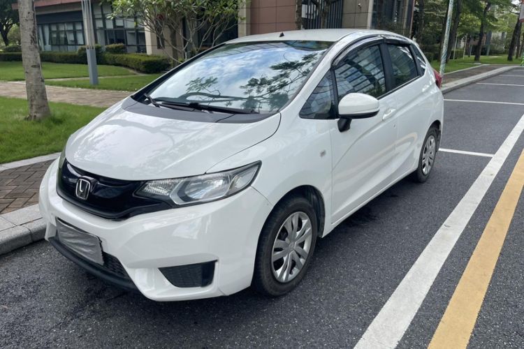 Honda Fit 2016 1.5L LX CVT Comfort Model usado Guazi used car, China used car export, Used car for sale, Used cars, Cheapest cars for sale