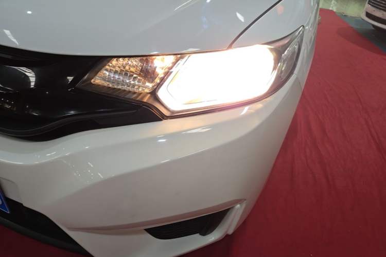 Used Honda Fit 2016 1.5L LX CVT Comfort Model Left Front Headlight