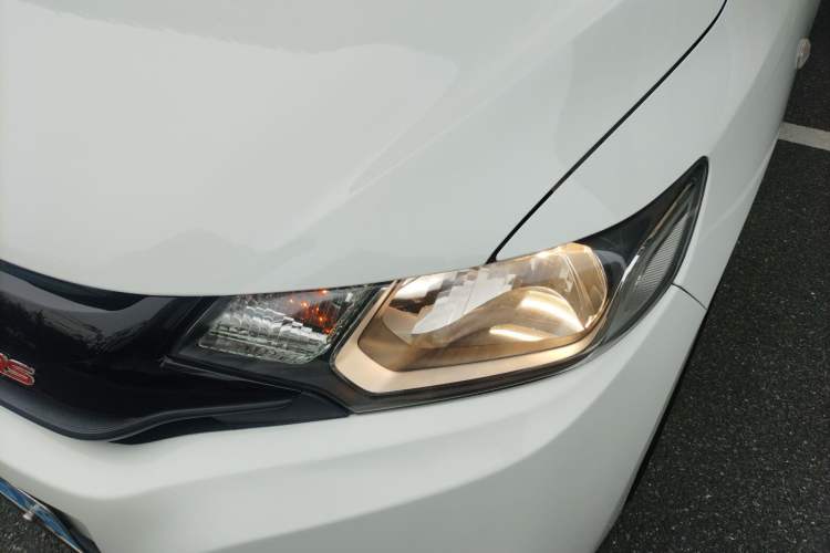 Used Honda Fit 2016 1.5L LX CVT Comfort Model Left Front Headlight