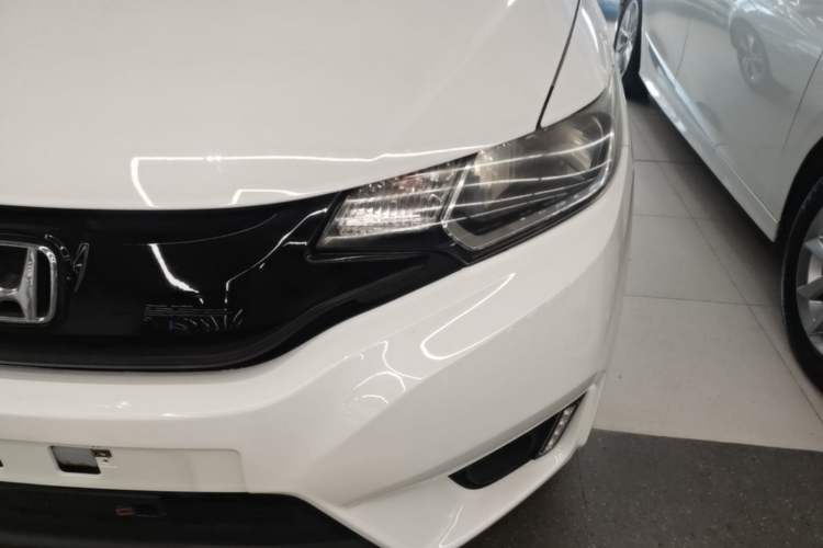 Used Honda Fit 2016 1.5L LX CVT Comfort Model Left Front Headlight