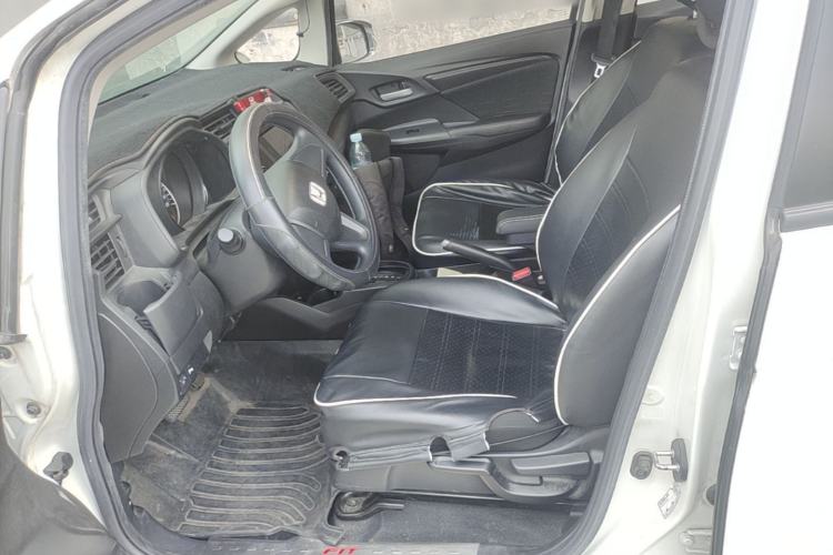 Used Honda Fit 2016 1.5L LXS CVT Comfort Sunroof Version Left Front Seat
