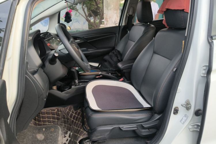 Used Honda Fit 2016 1.5L LXS CVT Comfort Sunroof Version Left Front Seat