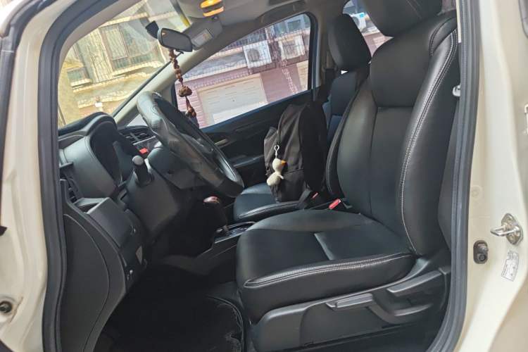 Used Honda Fit 2016 1.5L LXS CVT Comfort Sunroof Version Left Front Seat