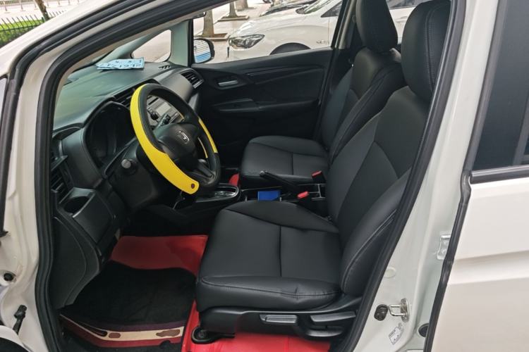 Used Honda Fit 2016 1.5L LX CVT Comfort Model Left Front Seat