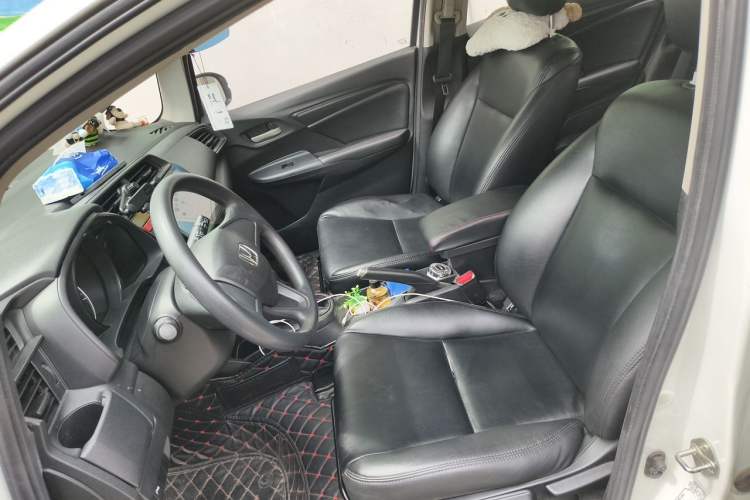 Used Honda Fit 2016 1.5L LXS CVT Comfort Sunroof Version Left Front Seat