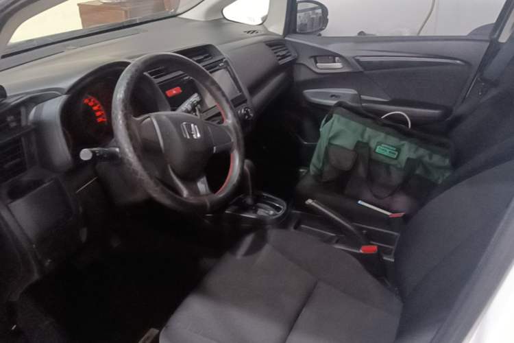 Used Honda Fit 2016 1.5L LX CVT Comfort Model Left Front Seat