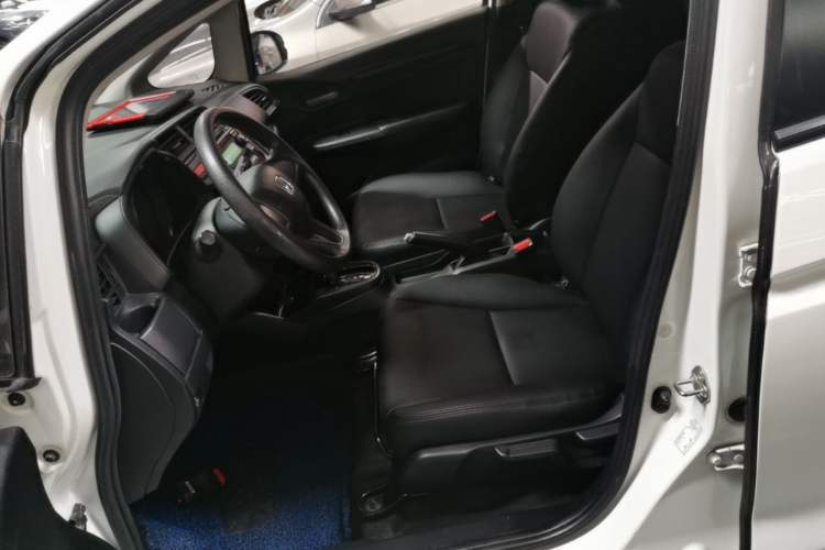 Used Honda Fit 2016 1.5L LX CVT Comfort Model Left Front Seat
