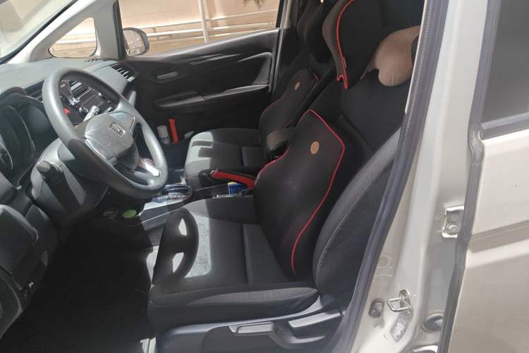 Used Honda Fit 2016 1.5L LXS CVT Comfort Sunroof Version Left Front Seat