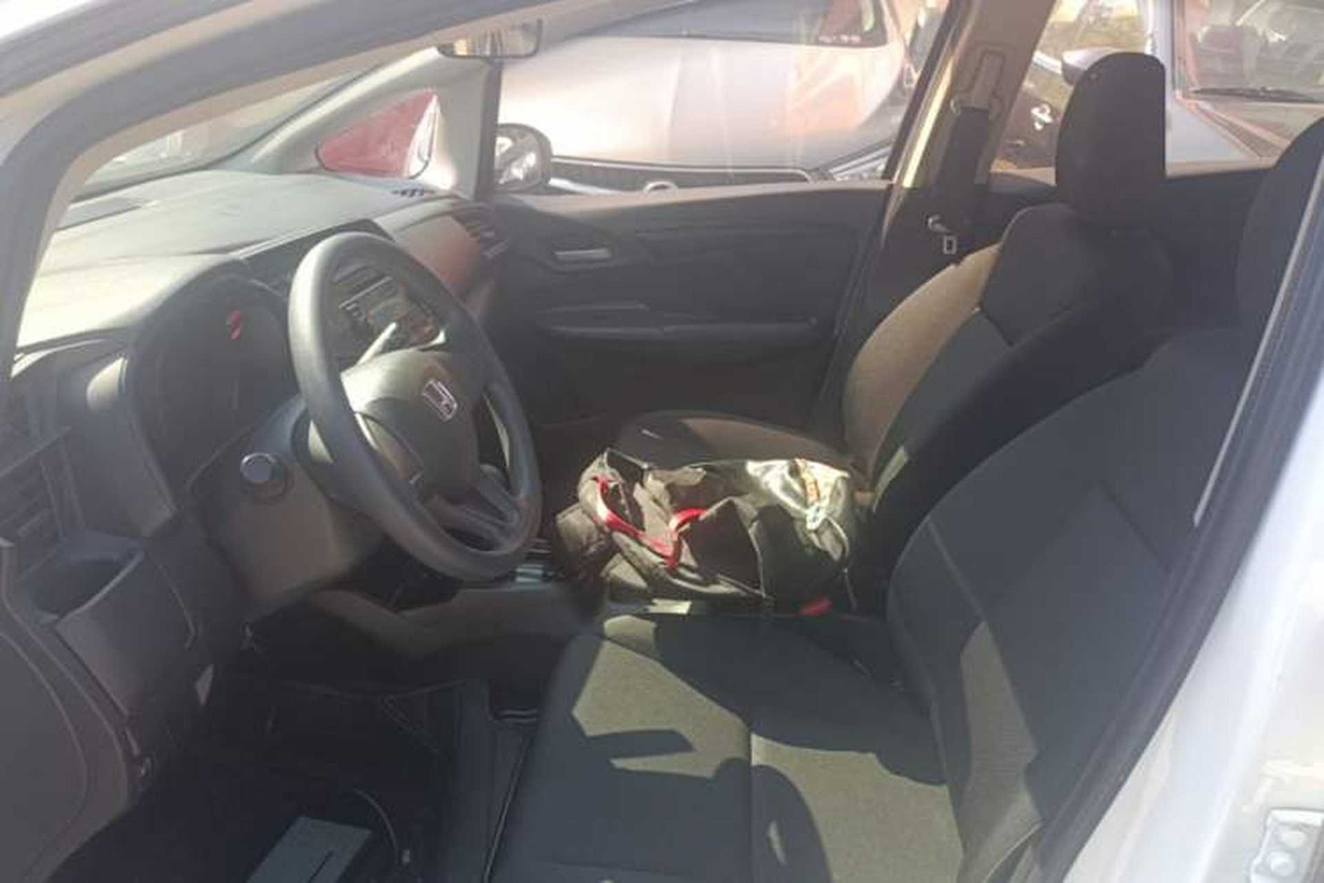 Used Honda Fit 2016 1.5L LX CVT Comfort Model Left Front Seat