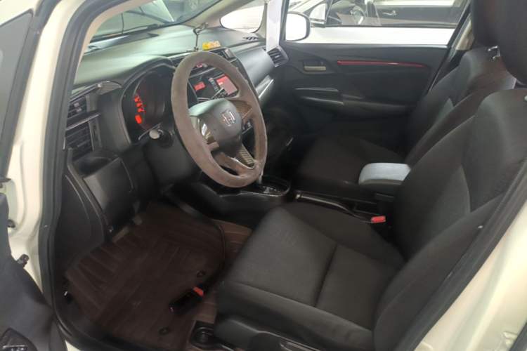 Used Honda Fit 2016 1.5L LX CVT Comfort Model Left Front Seat