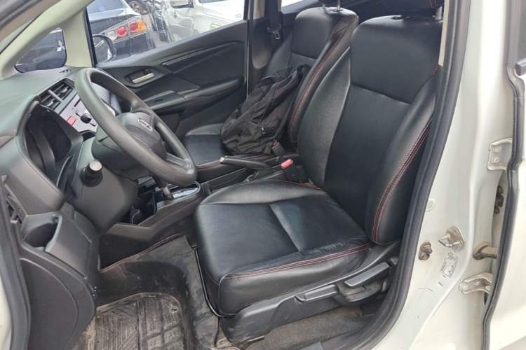 Used Honda Fit 2016 1.5L LXS CVT Comfort Sunroof Version Left Front Seat