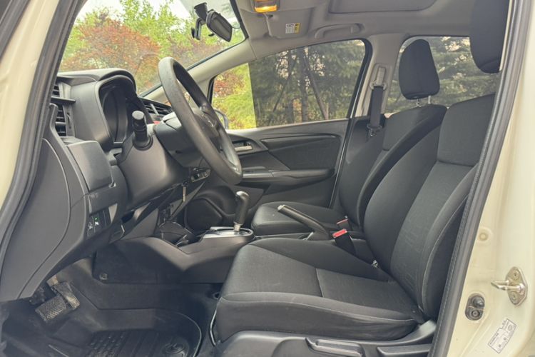 Used Honda Fit 2016 1.5L LXS CVT Comfort Sunroof Version Left Front Seat