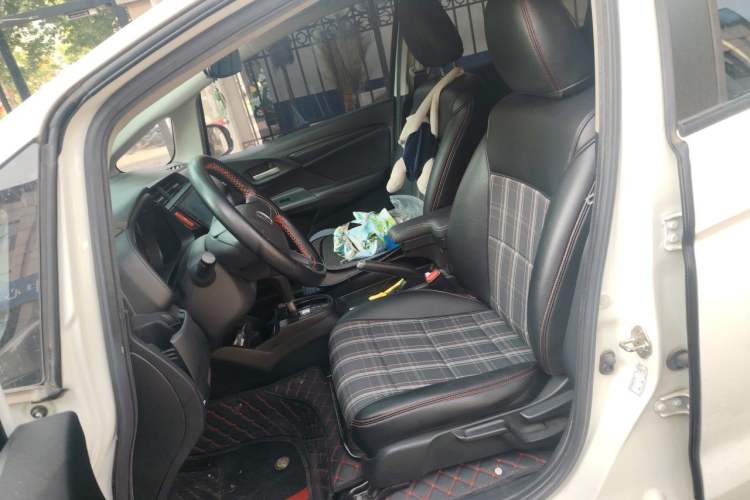 Used Honda Fit 2016 1.5L LXS CVT Comfort Sunroof Version Left Front Seat