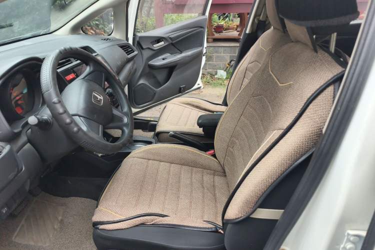 Used Honda Fit 2016 1.5L LX CVT Comfort Model Left Front Seat