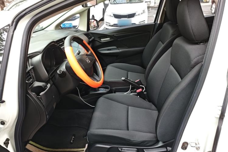 Used Honda Fit 2016 1.5L LX CVT Comfort Model Left Front Seat