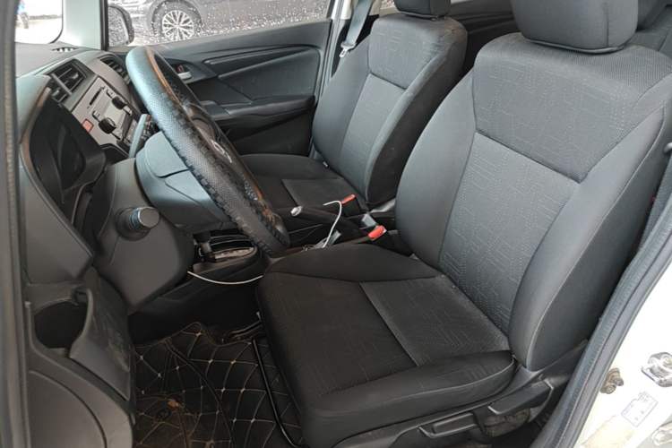 Used Honda Fit 2016 1.5L LXS CVT Comfort Sunroof Version Left Front Seat