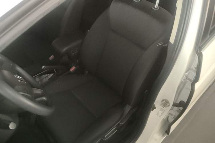 Used Honda Fit 2016 1.5L LXS CVT Comfort Sunroof Version Left Front Seat