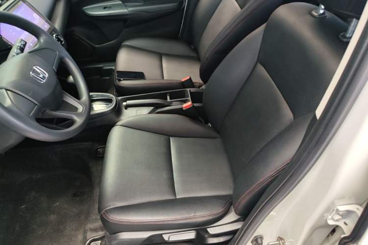 Used Honda Fit 2016 1.5L LXS CVT Comfort Sunroof Version Left Front Seat