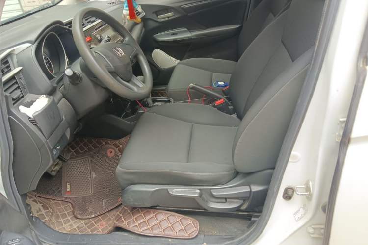 Used Honda Fit 2016 1.5L LXS CVT Comfort Sunroof Version Left Front Seat