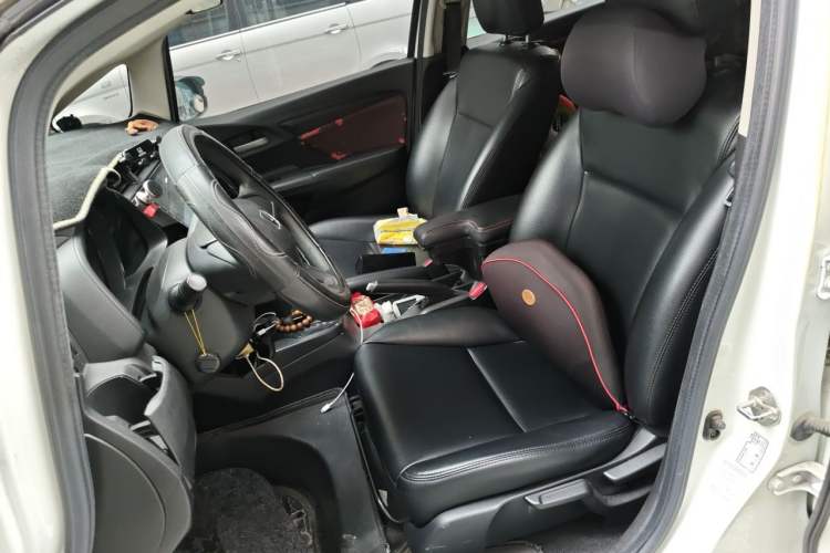 Used Honda Fit 2016 1.5L LXS CVT Comfort Sunroof Version Left Front Seat