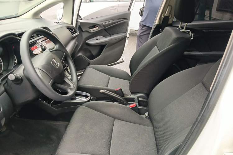Used Honda Fit 2016 1.5L LXS CVT Comfort Sunroof Version Left Front Seat